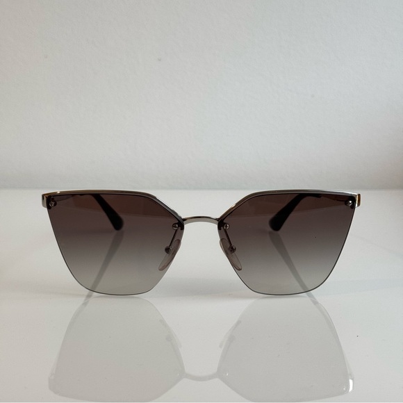 Prada Catwalk SPR 68T polarized black / silver Sunglasses 1BC-500 140 2N, cateye - Picture 8 of 12